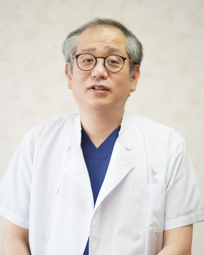 鶴岡 信栄院長